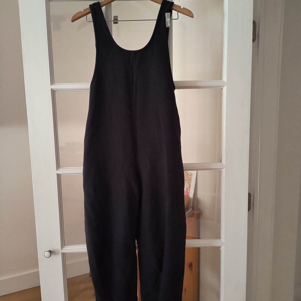 Elegant Black Cropped Jumpsuit